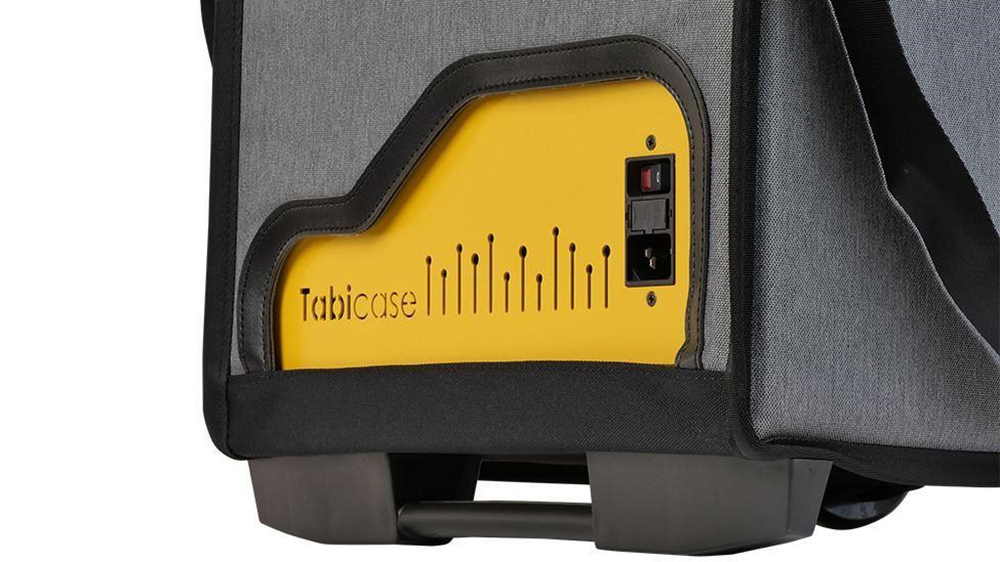 Nabíjecí přepravní pouzdro PORT Naotic Tabicase MT1 detail hlavního vypínače_03